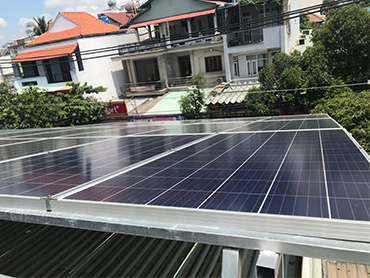 Système solaire sur le toit de la maison du Vietnam 10kw